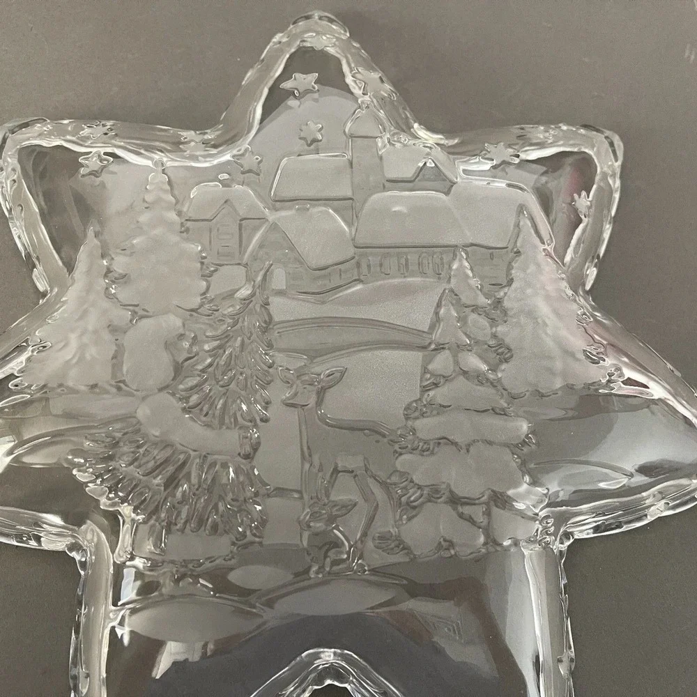 Mikasa Holiday Classics‎ Christmas Star Platter 12.5